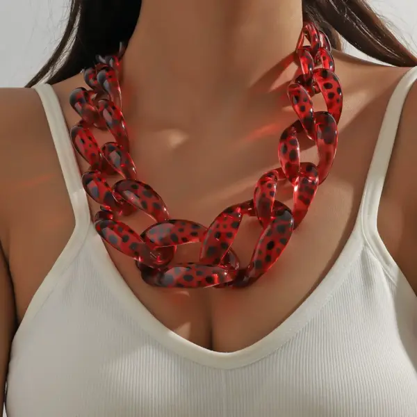 BlushRoar Acrylic Necklace